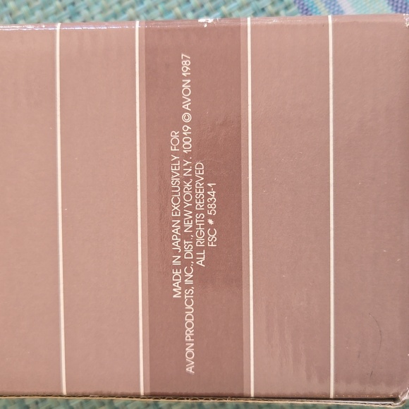 Vintage 1987 Avon Apothecary Jar - Picture 6 of 9